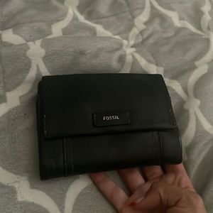 fossil wallet